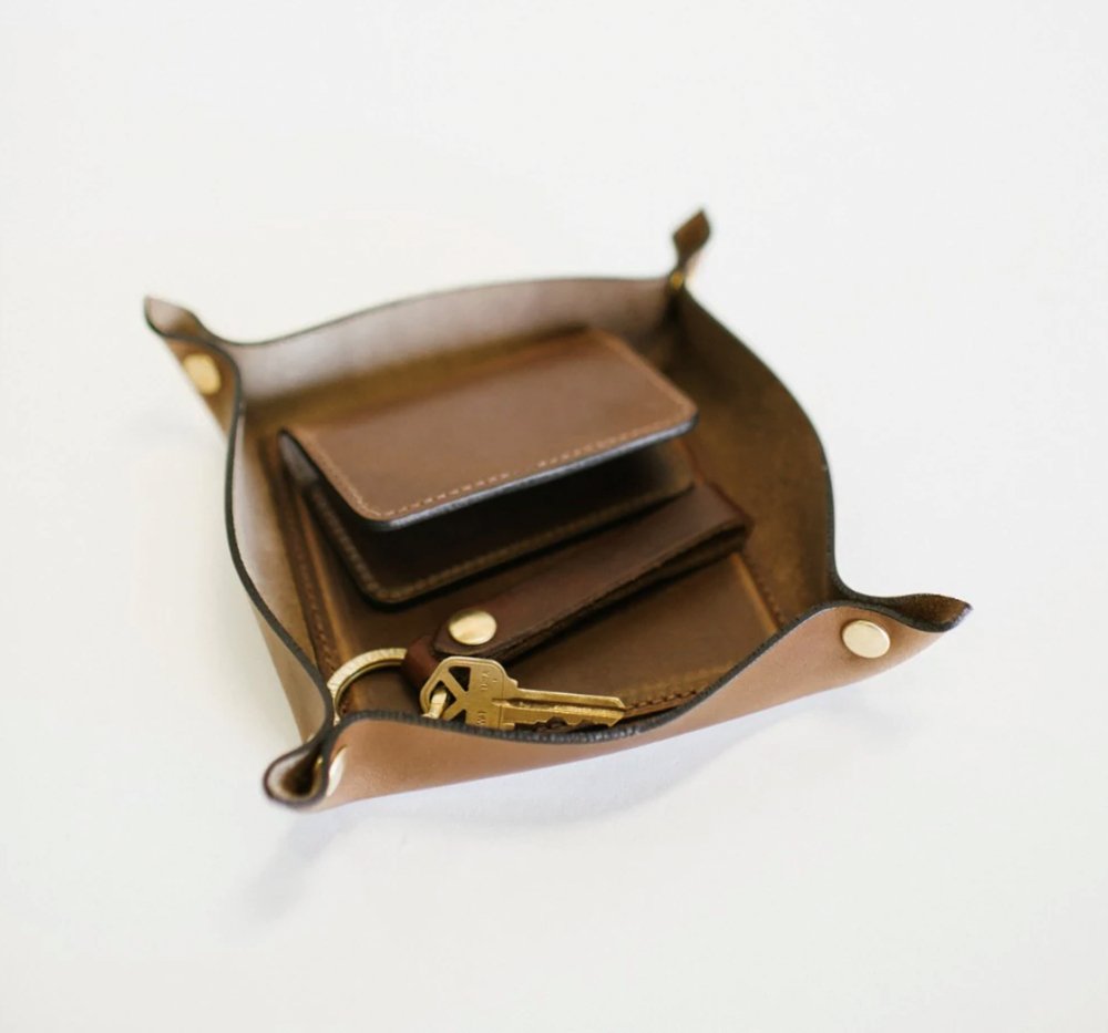 1776 Celebration Leather Valet - The Great Republic