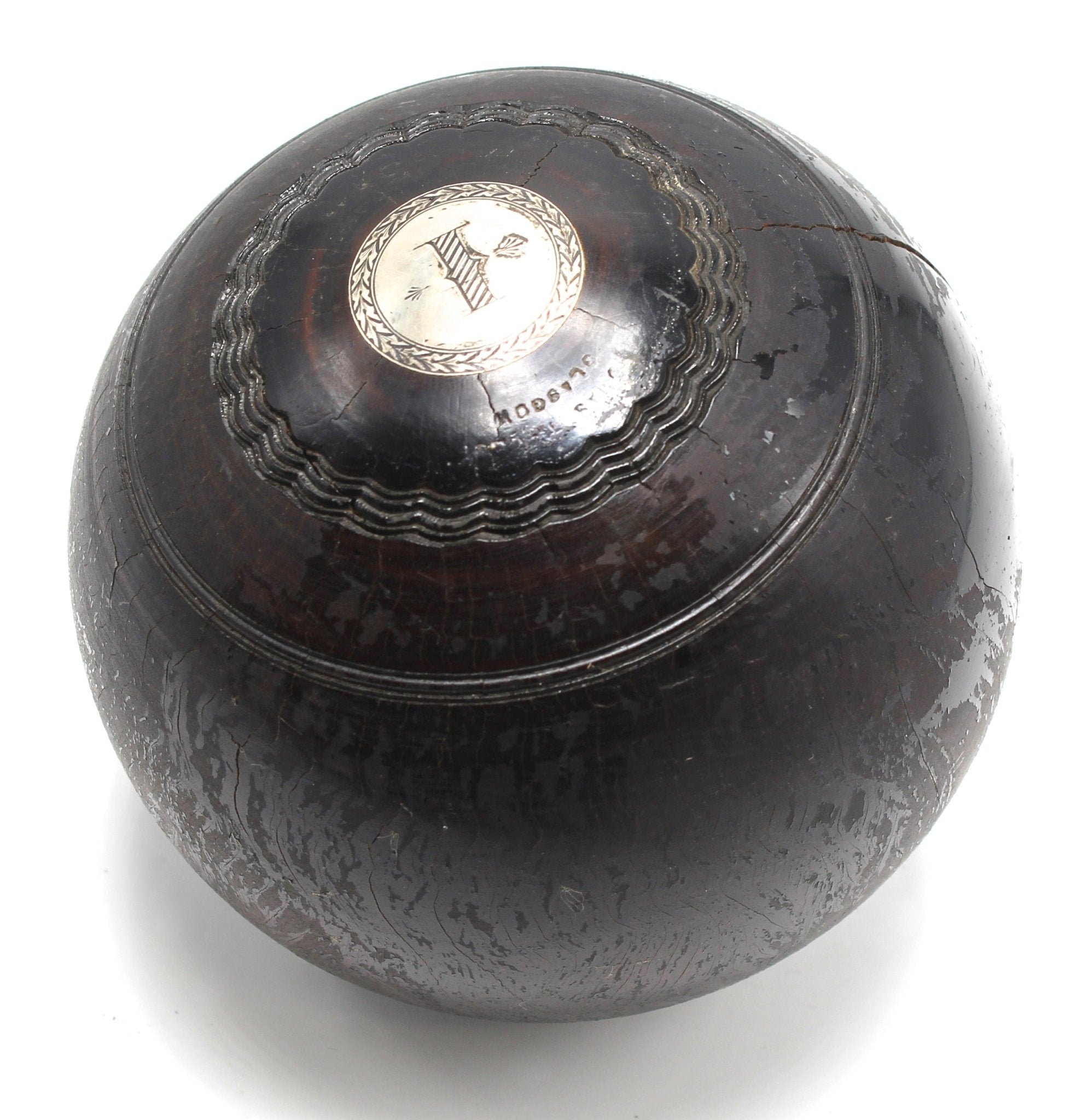 1902 Pair of Presentation Lawn Bowls with Sterling Silver Plaques and Original Bases - The Great Republic