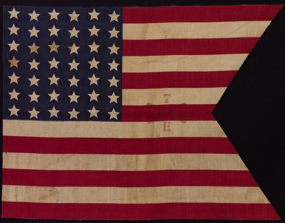 42-Star 7th Cavalry Regiment Parade Guidon, Printed "7E", Circa 1889-1895 - The Great Republic