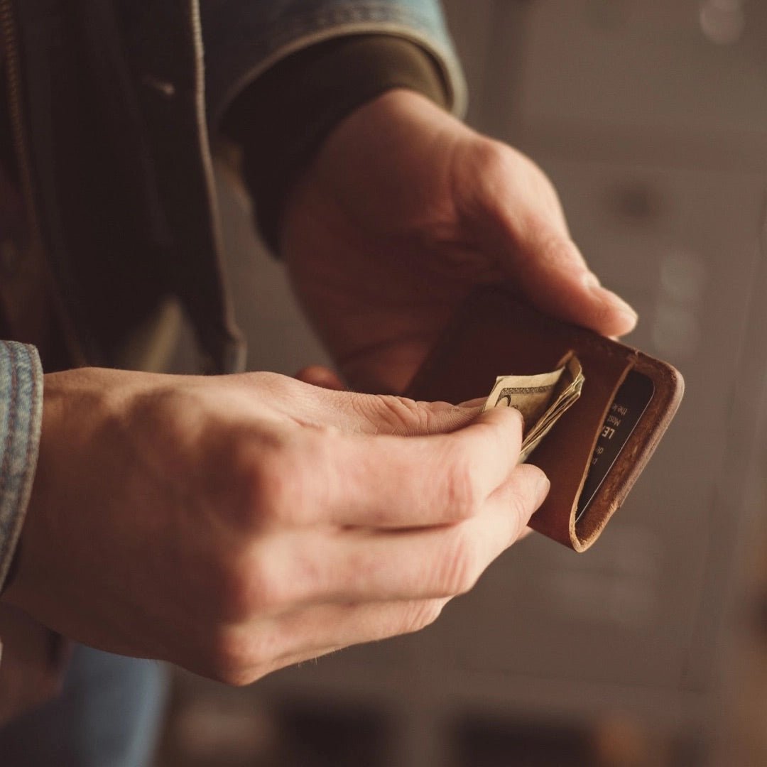 Gannett Wallet in Natural - The Great Republic