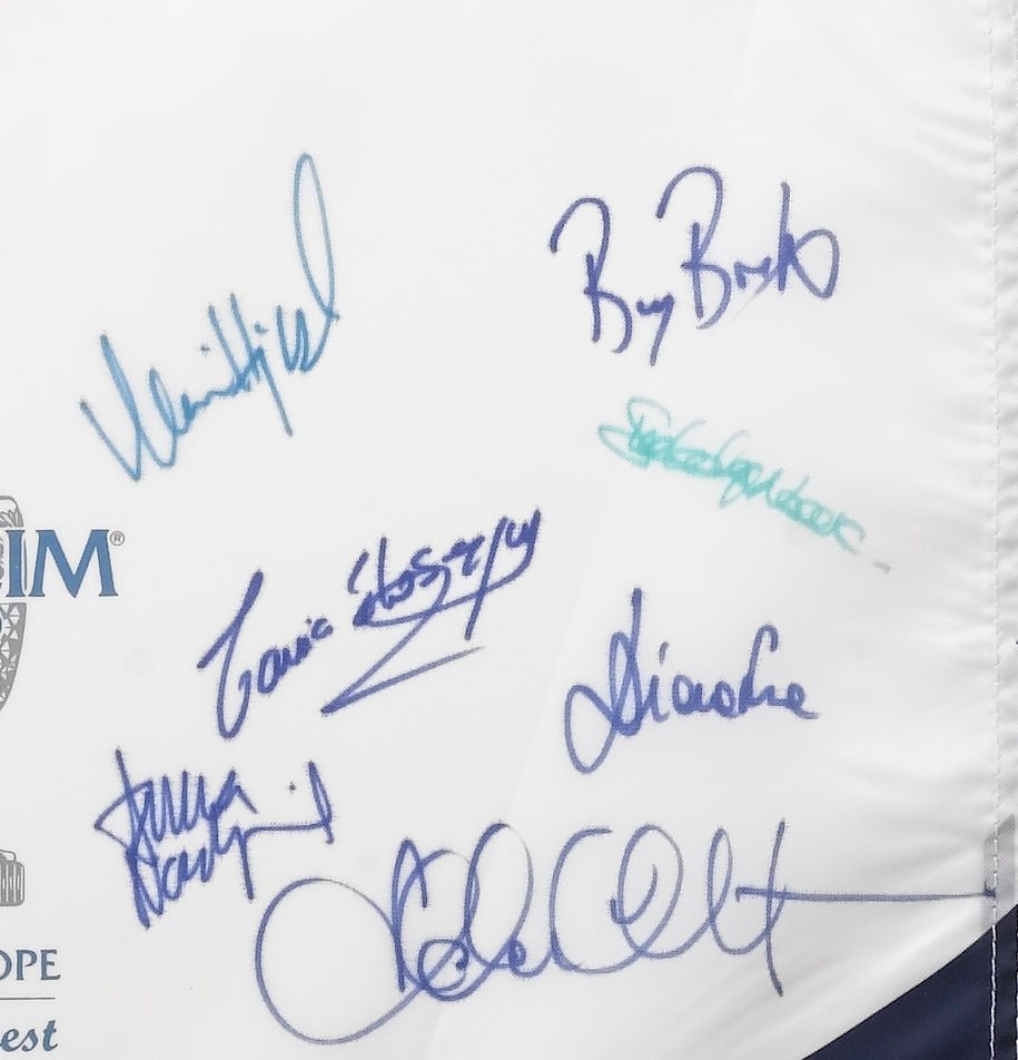 Solheim Cup Matches U.S. & European Team Signed Photo & Flag, USA 16 vs. EUROPE 12, Circa 2009 - The Great Republic