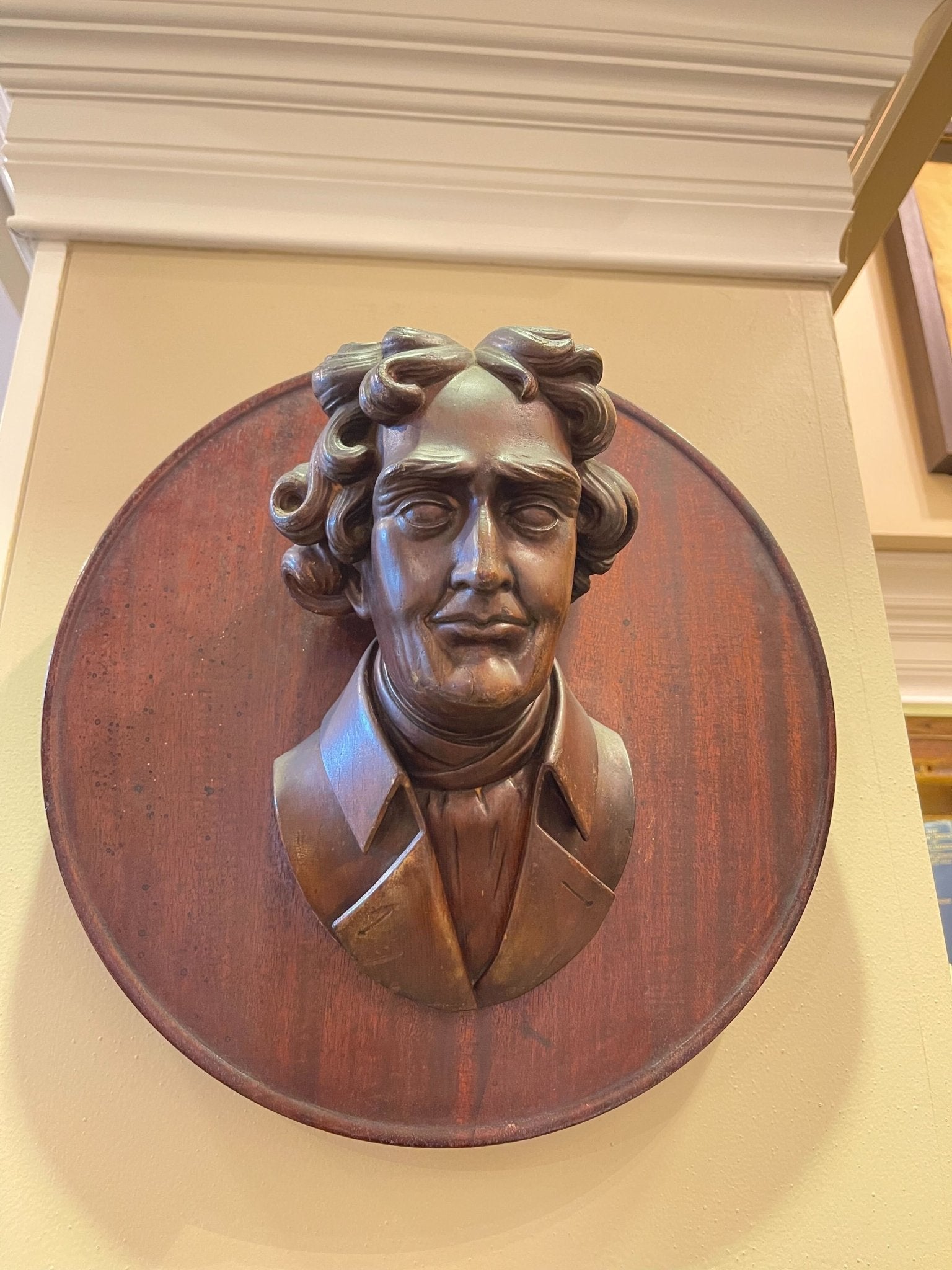 Vintage Thomas Jefferson Bust Wooden Wall Hanging, Early 20th Century - The Great Republic