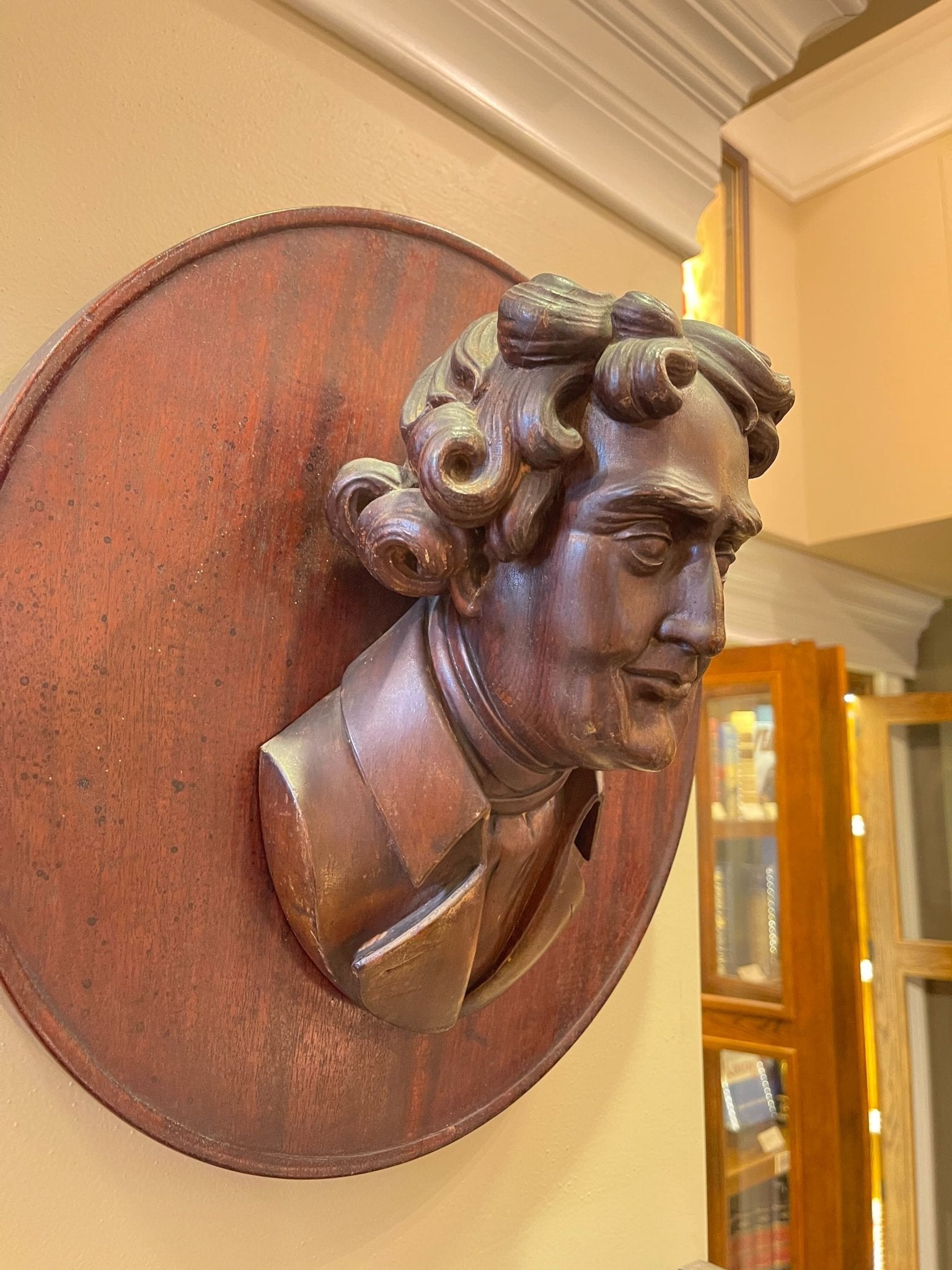 Vintage Thomas Jefferson Bust Wooden Wall Hanging, Early 20th Century - The Great Republic