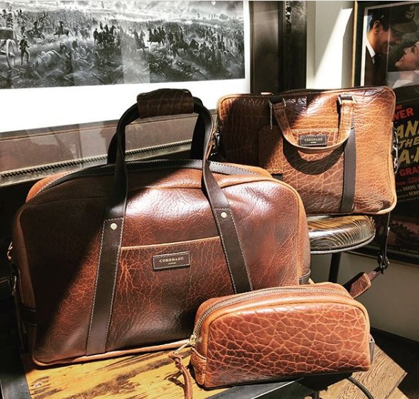 Must-Have Travel Accessories for the End of Summer - The Great Republic