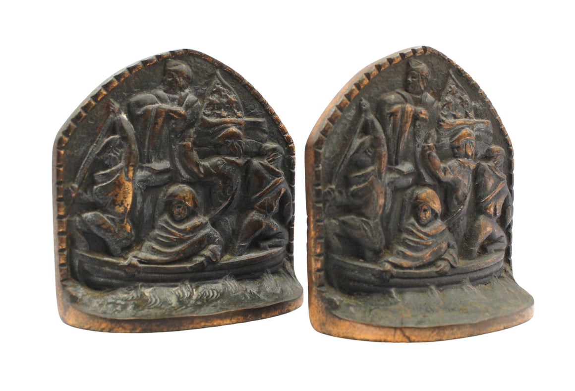 Vintage Washington Crossing the Delaware Bookends