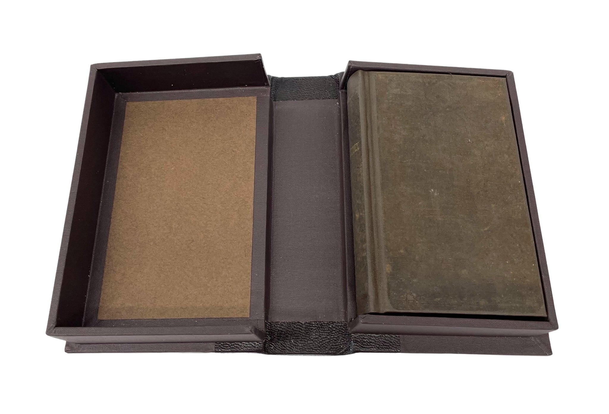 Civil War Bible, Presented to James Robberts, of 1st Maryland Volunteer Group, 1864 - The Great Republic