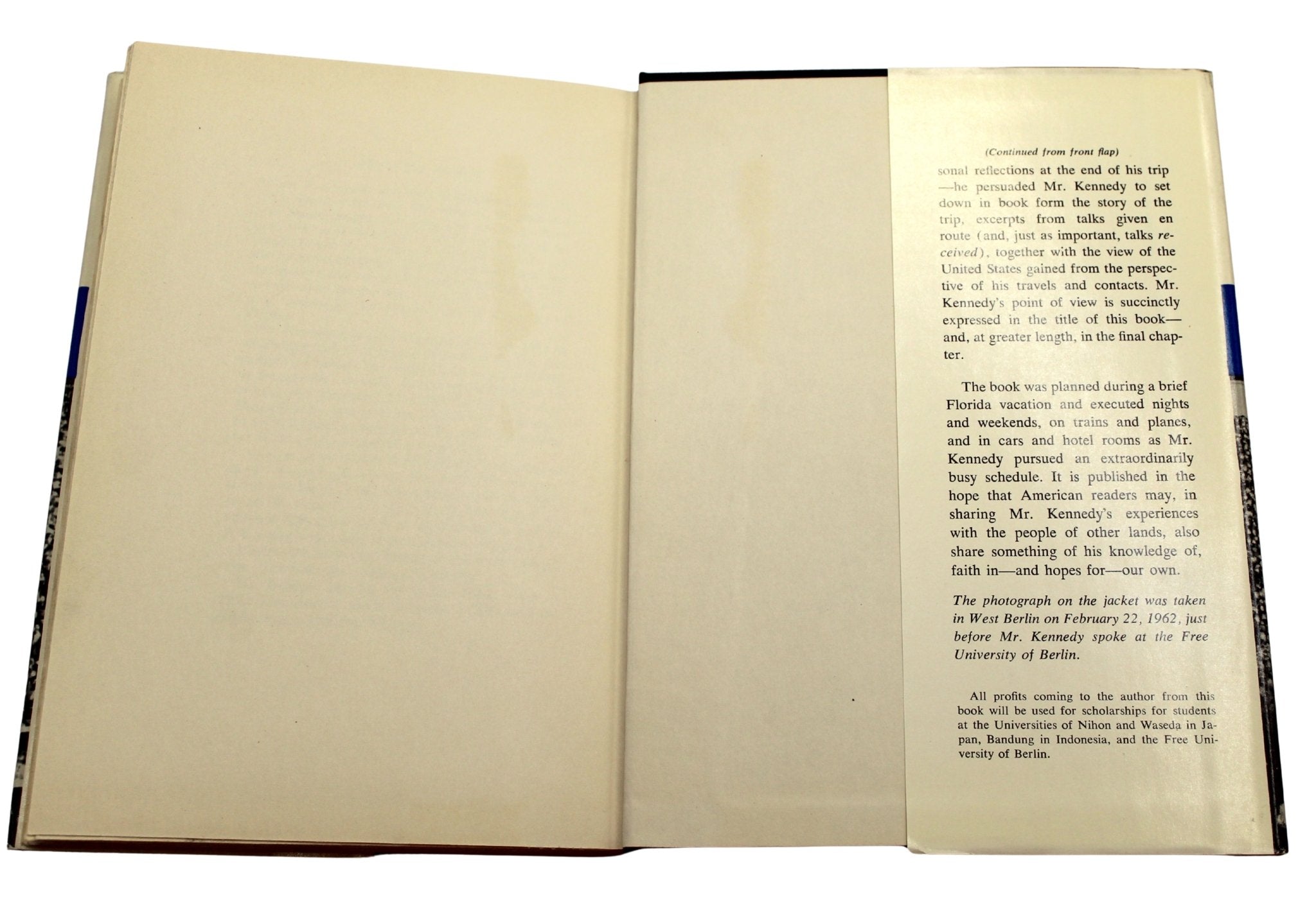 Just Friends and Brave Enemies by Robert F. Kennedy, First Edition, in Dust Jacket, 1962 - The Great Republic