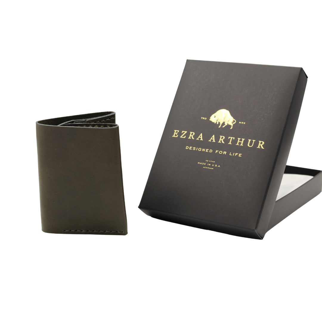 Slim Bifold Wallet in Green - The Great Republic