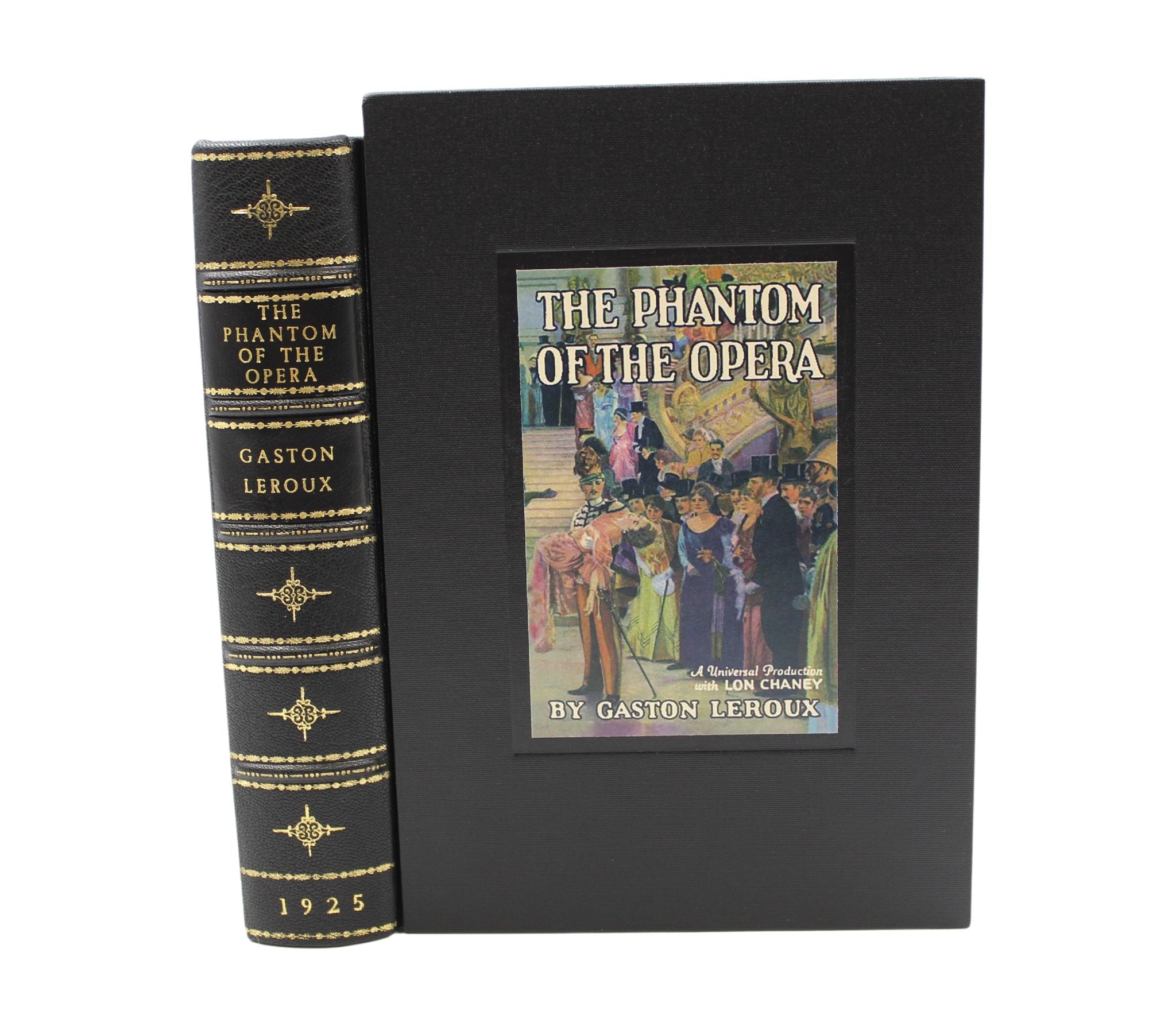 The Phantom of the Opera by Gaston Leroux, Signed by Actress Carla Laemmle, Photoplay Edition, 1925 - The Great Republic