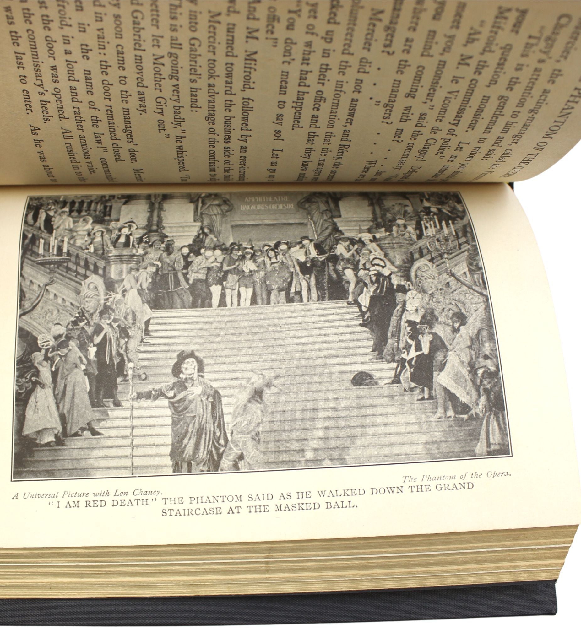The Phantom of the Opera by Gaston Leroux, Signed by Actress Carla Laemmle, Photoplay Edition, 1925 - The Great Republic