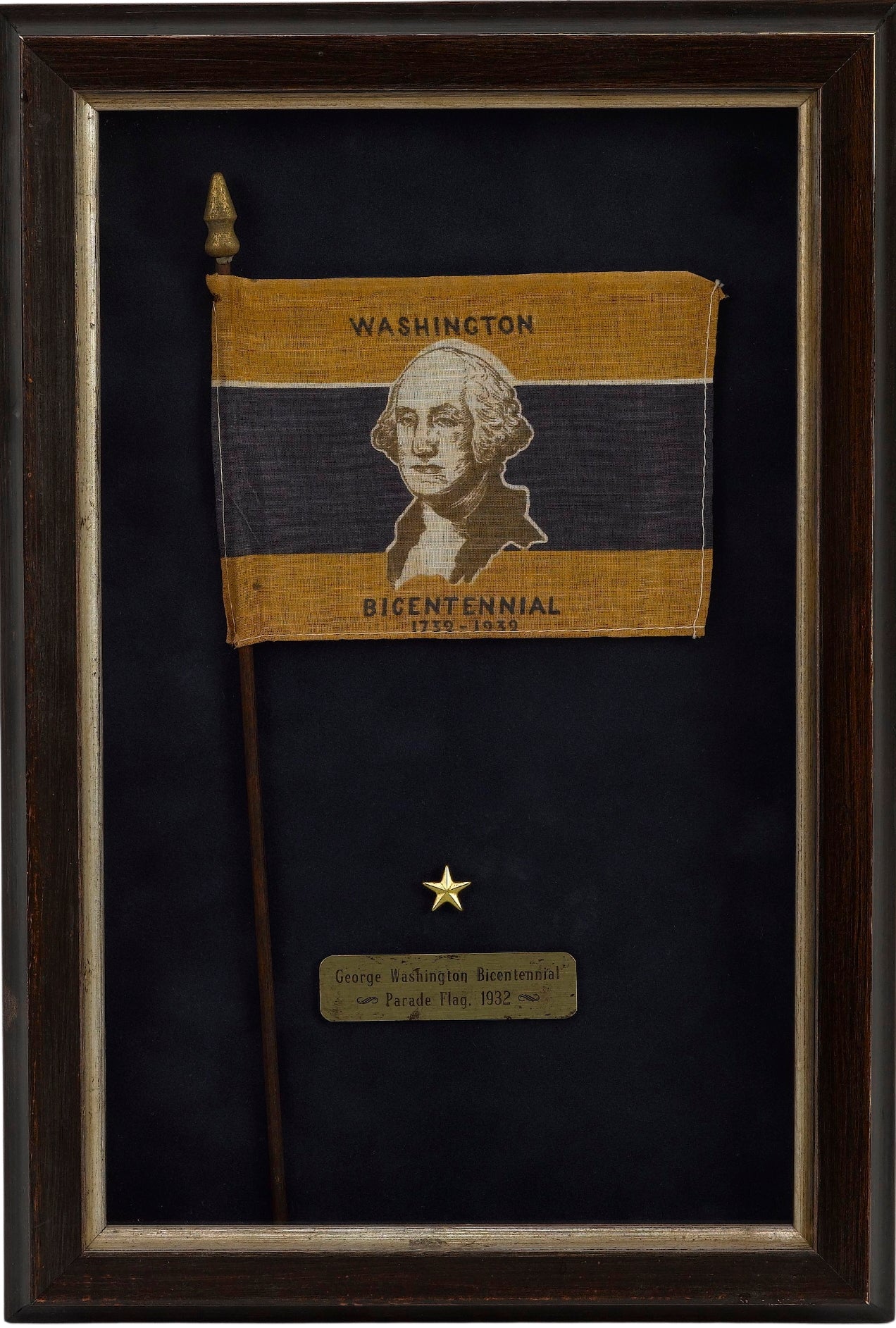 "Washington Bicentennial 1732 - 1932" Parade Flag, Printed Gold and Blue, circa 1930 - The Great Republic
