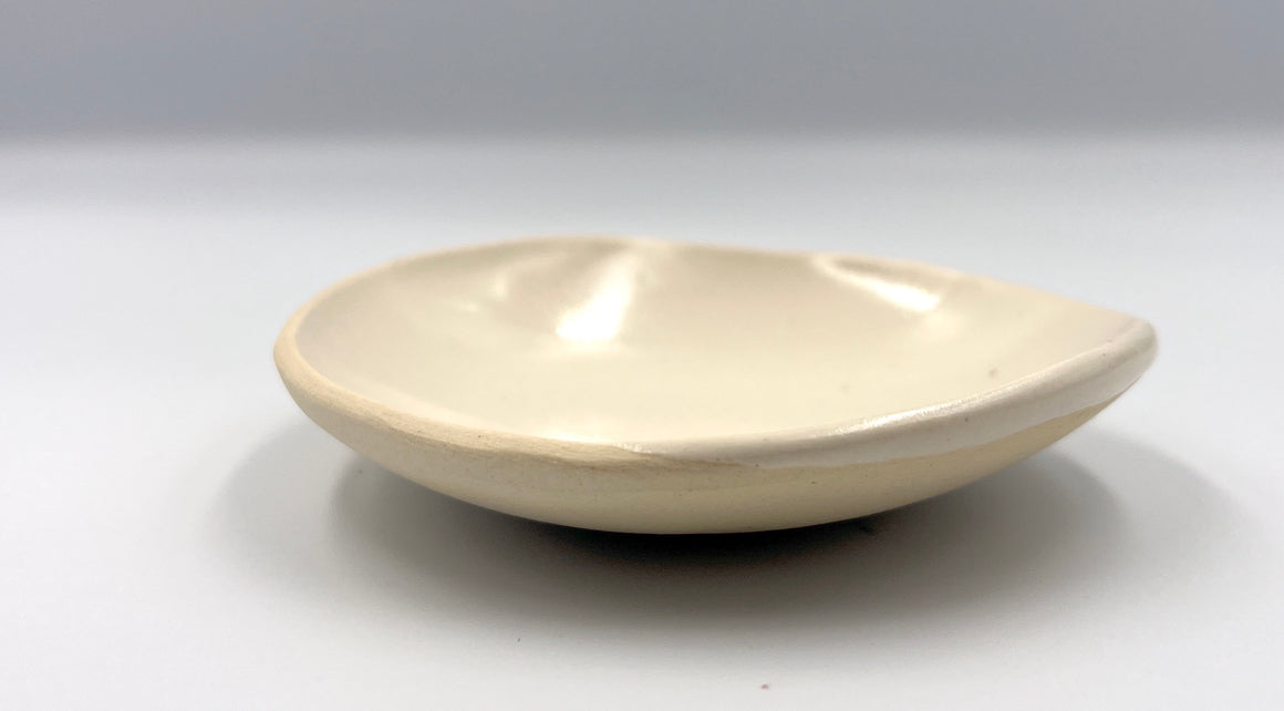 White Gloss Ceramic Ring Dish